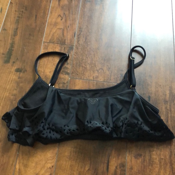 Flowy Roxy Bikini - Picture 2 of 4